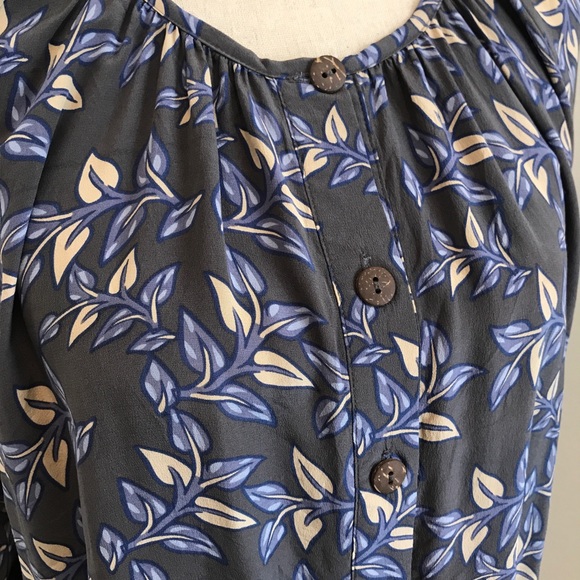 Anthropologie floral Blouse With Button Detail XS - Picture 4 of 4